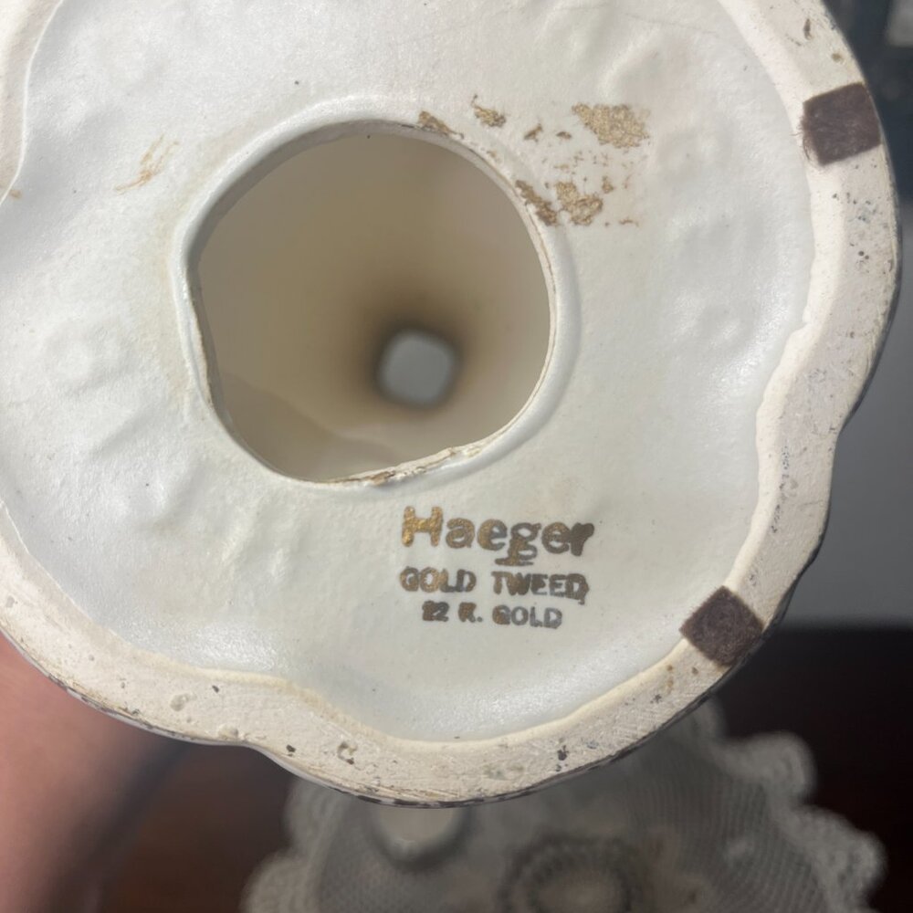 Vintage MCM Two Piece Royal Haeger 22K Gold Tweed Candle Holder and Shell Dish - Picture 3 of 11